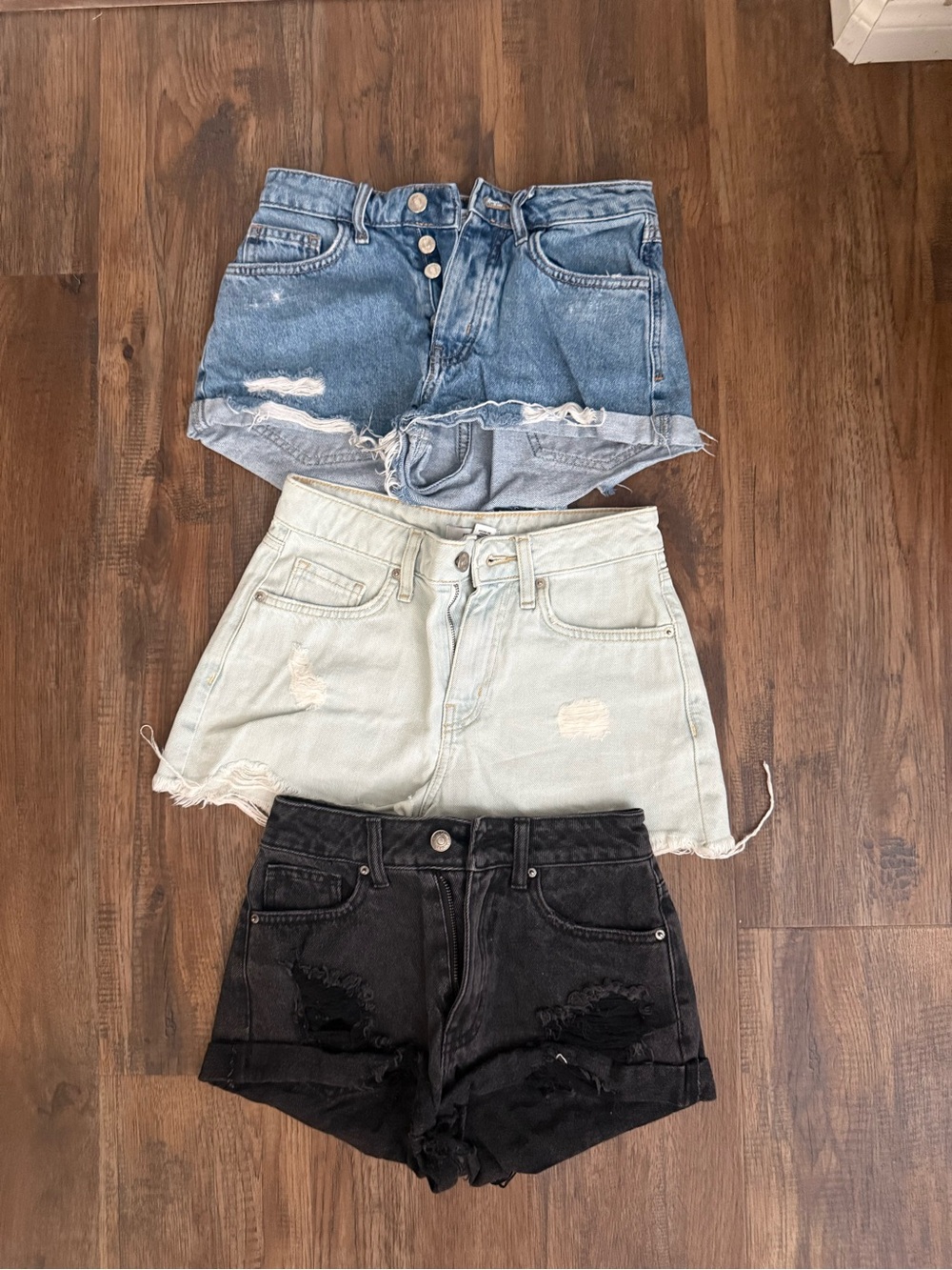 Forever 21 Women's Distressed Denim Shorts Set of 3 - Blue, Light Wash, Black,